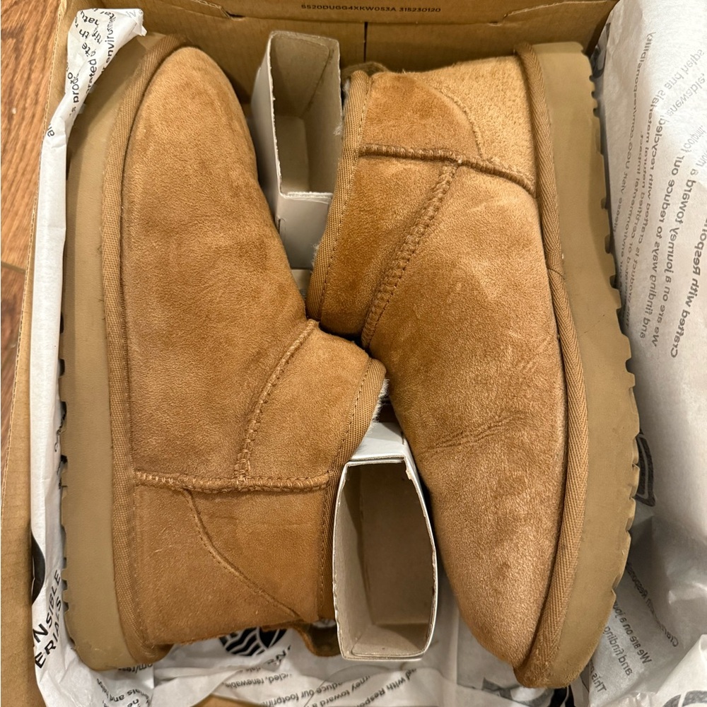 UGGs Classic Women Ultra Mini in Chestnut Suede